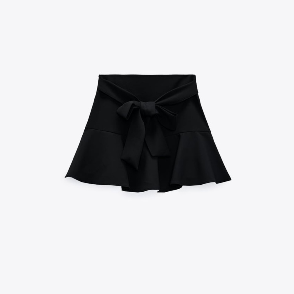 Black Skort bow Zara